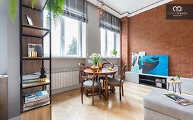 Loft Przy Placu Zbawiciela by Your Freedom